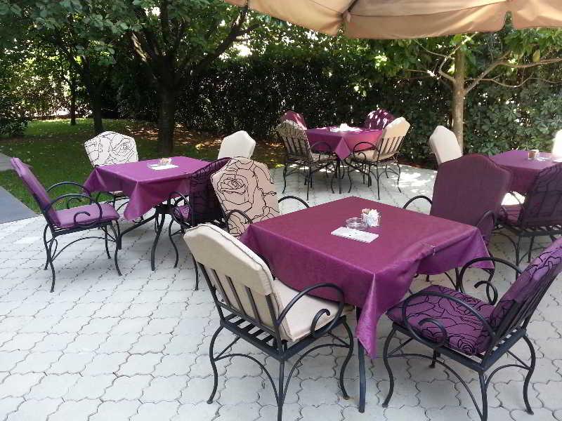Philia Hotel Podgorica Exterior foto